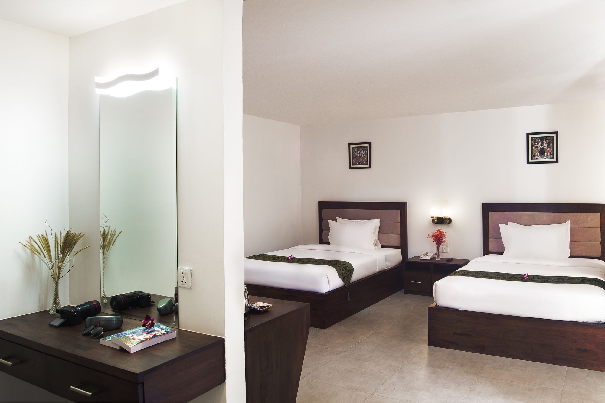 Kuch Oudom Hotel Phnom Pen Exterior foto
